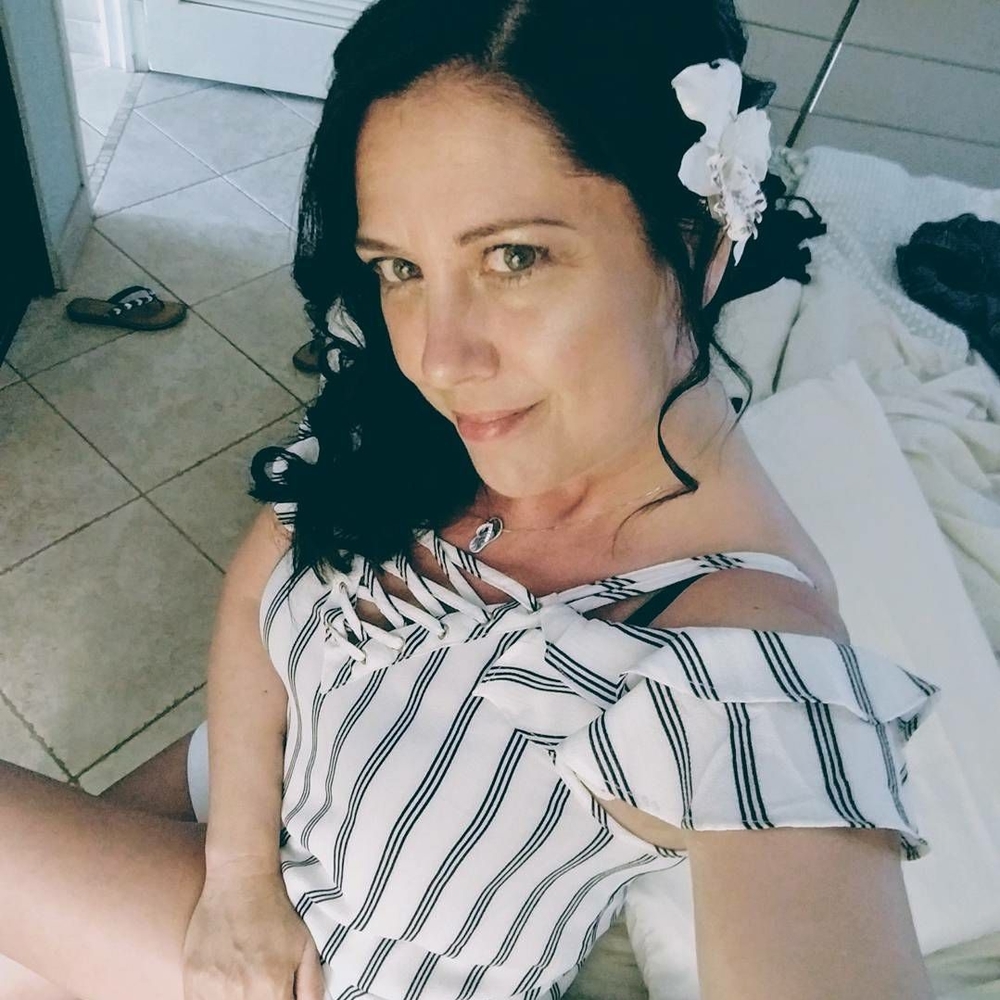 Meet your Posher, Dena